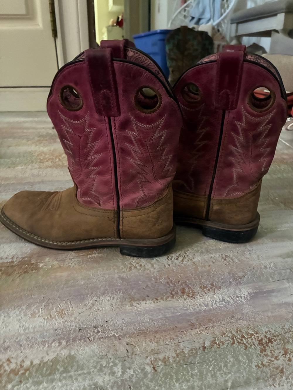 Hot pink shyanne boots